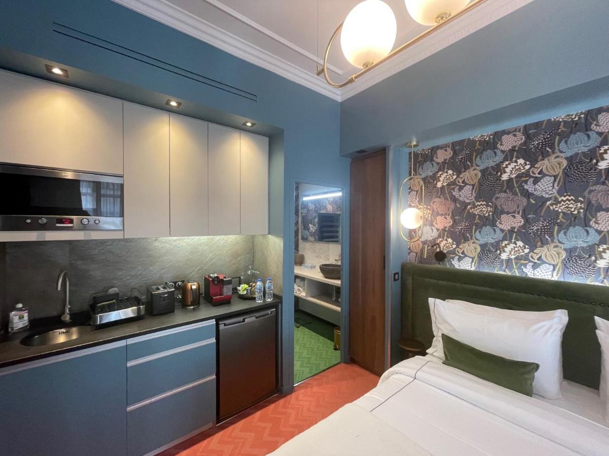 Hotel 33 Marbeuf ปารีส ภายนอก รูปภาพ