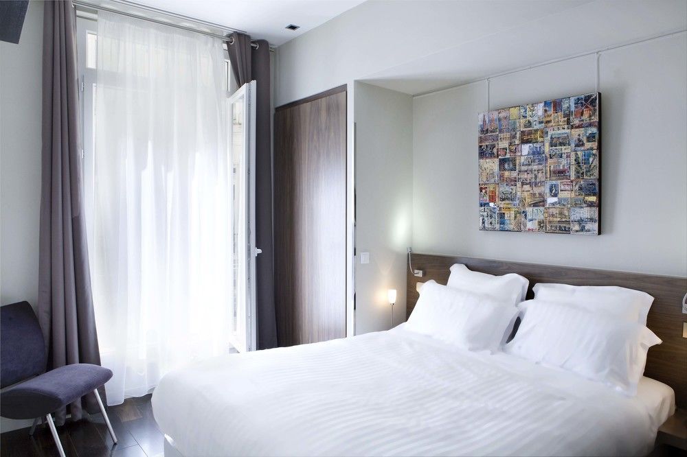 Hotel 33 Marbeuf ปารีส ภายนอก รูปภาพ
